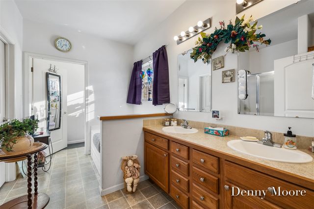 516 131st Avenue, Wayland, MI 49348