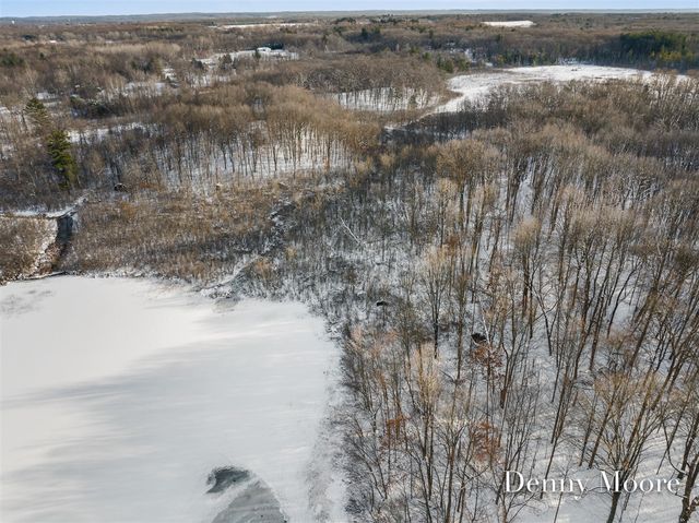 516 131st Avenue, Wayland, MI 49348