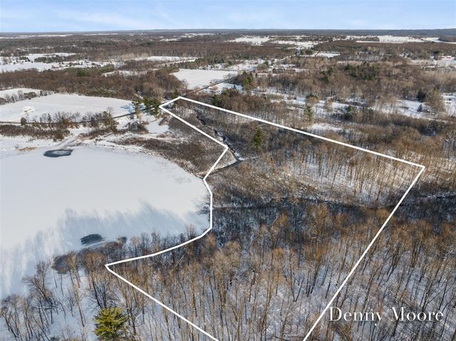 516 131st Avenue, Wayland, MI 49348