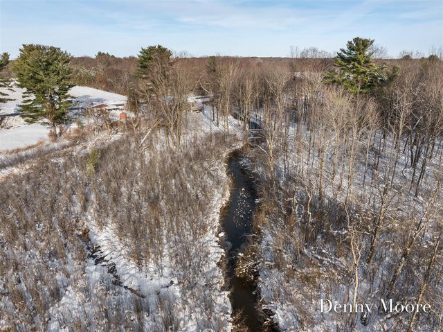 516 131st Avenue, Wayland, MI 49348