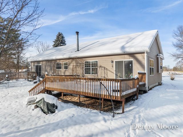 516 131st Avenue, Wayland, MI 49348