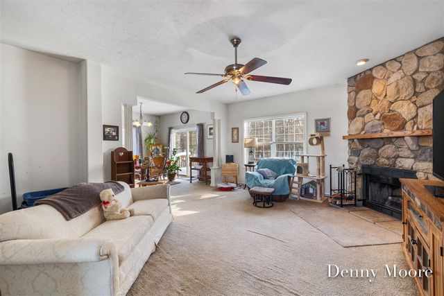 516 131st Avenue, Wayland, MI 49348