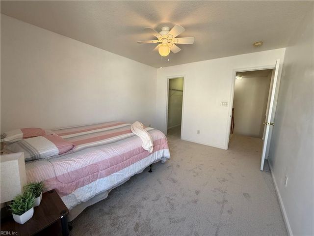 909 Hunley DR, Virginia Beach, VA 23462