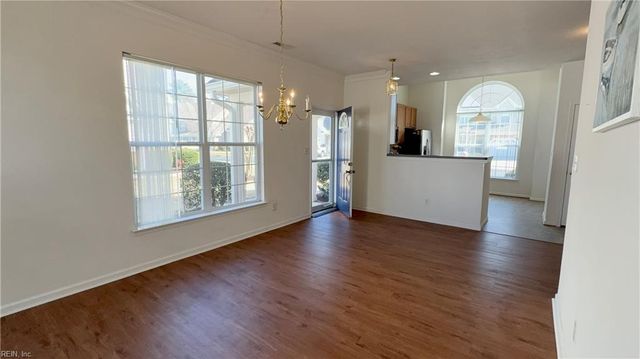 909 Hunley DR, Virginia Beach, VA 23462