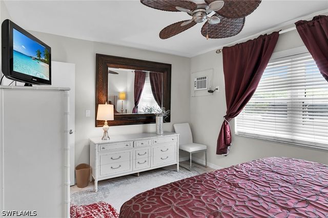 235 Seaview CT B2, Marco Island, FL 34145