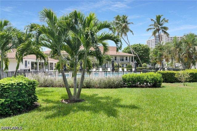 235 Seaview CT B2, Marco Island, FL 34145