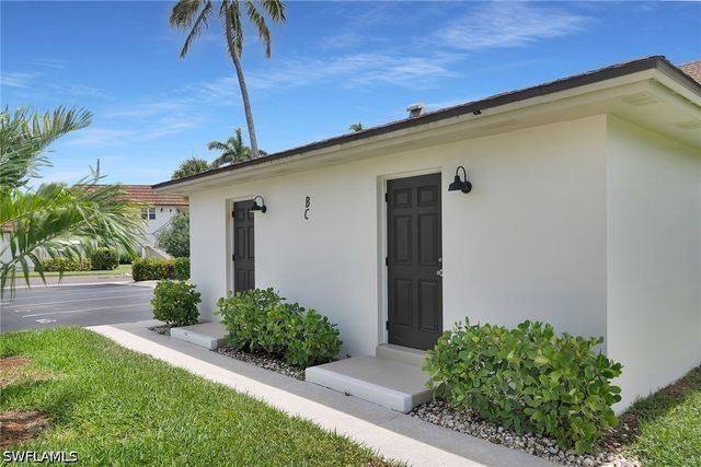 235 Seaview CT B2, Marco Island, FL 34145