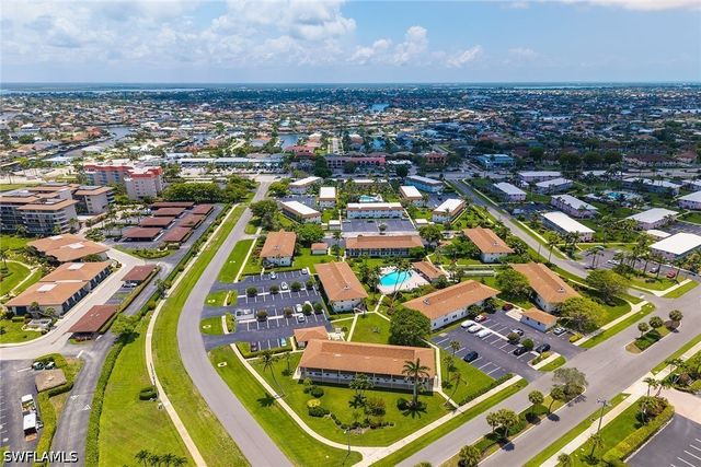235 Seaview CT B2, Marco Island, FL 34145