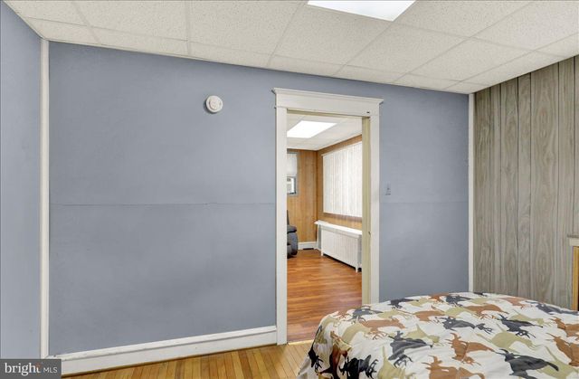 33 N RICHMOND ST, Fleetwood, PA 19522