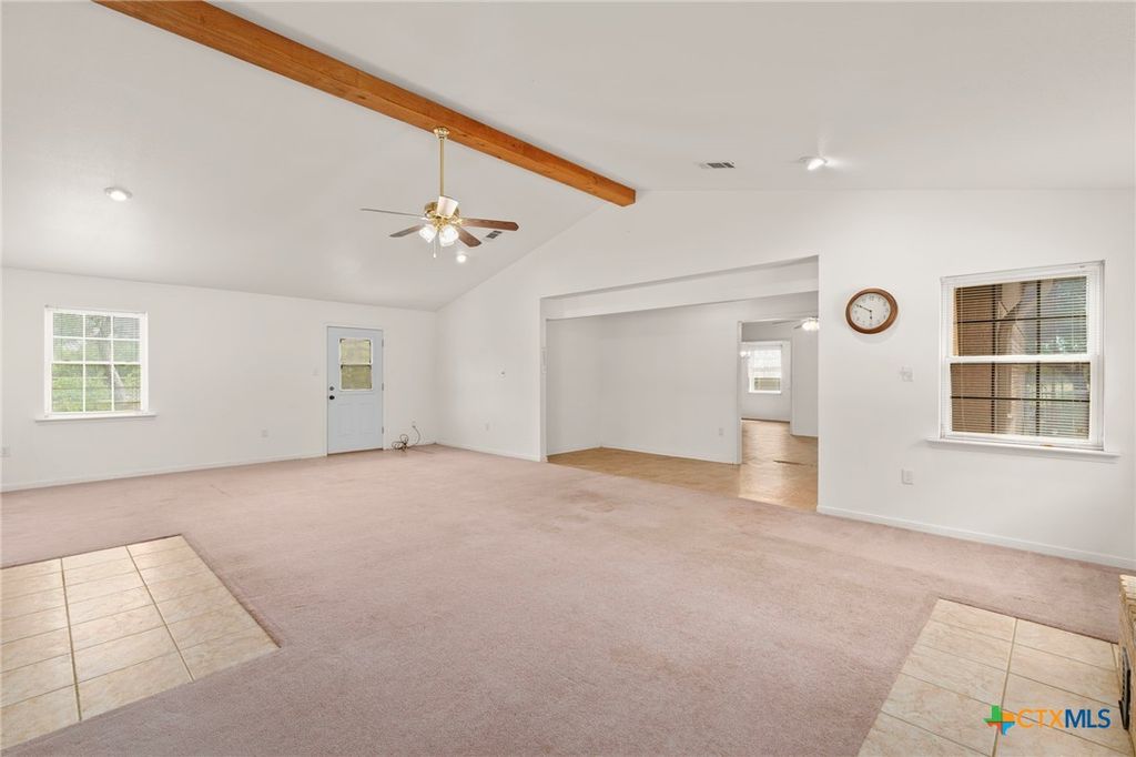 Image 13 of property listing at 23168 Wolfridge Road, Killeen, TX 76549