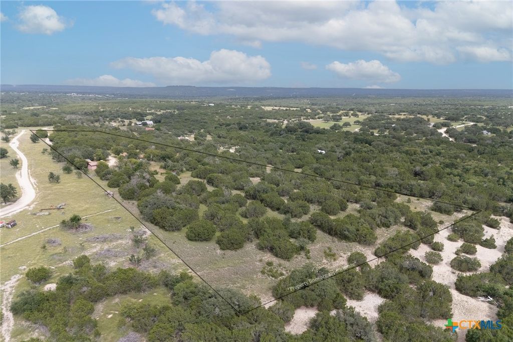 Image 39 of property listing at 23168 Wolfridge Road, Killeen, TX 76549