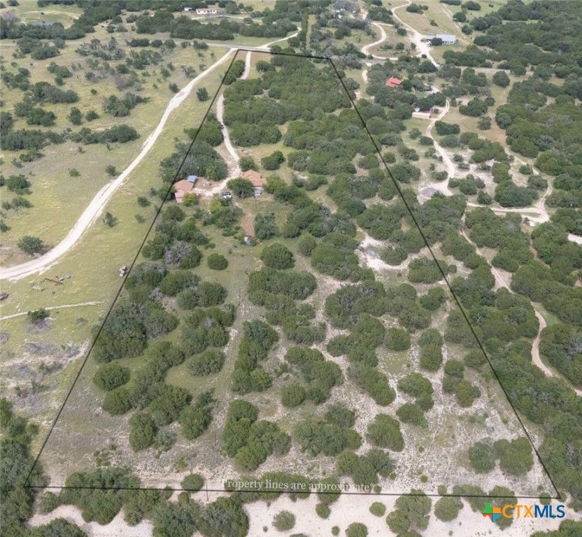 Image 41 of property listing at 23168 Wolfridge Road, Killeen, TX 76549