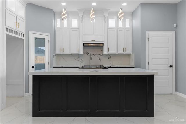 2108 Blue Sky Drive, Weslaco, TX 78596