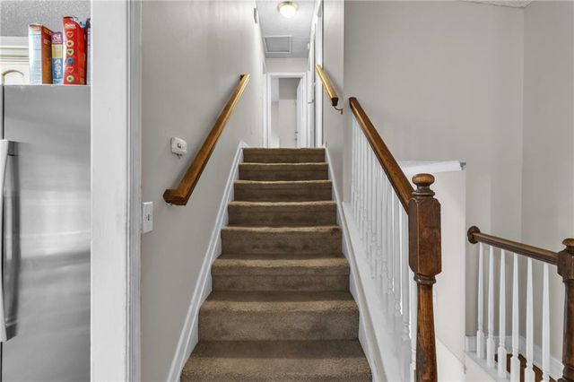 393 Cedar SW Trace, Marietta, GA 30008