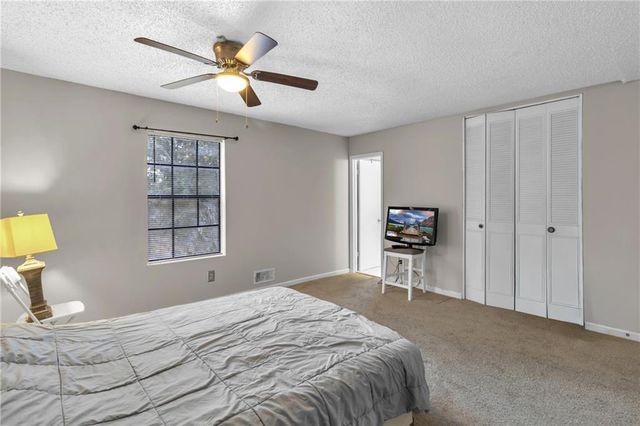 393 Cedar SW Trace, Marietta, GA 30008