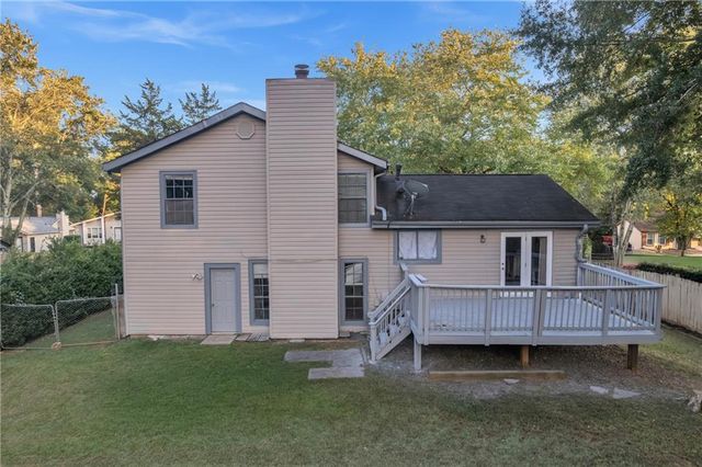 393 Cedar SW Trace, Marietta, GA 30008