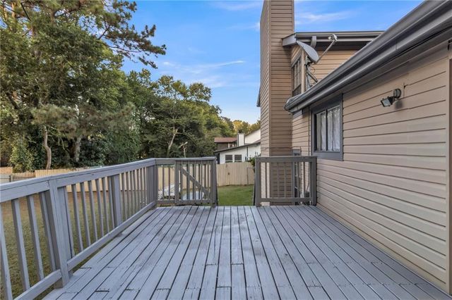 393 Cedar SW Trace, Marietta, GA 30008