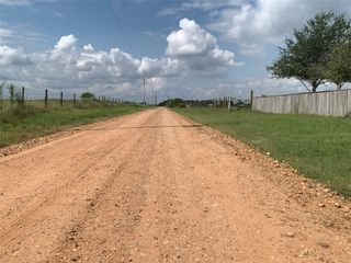 4314 Orange Hill Road, Sealy, TX 77474