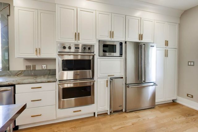 823 Jackson Avenue, River Forest, IL 60305