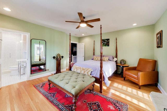 823 Jackson Avenue, River Forest, IL 60305