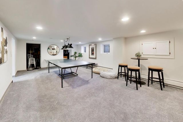 823 Jackson Avenue, River Forest, IL 60305