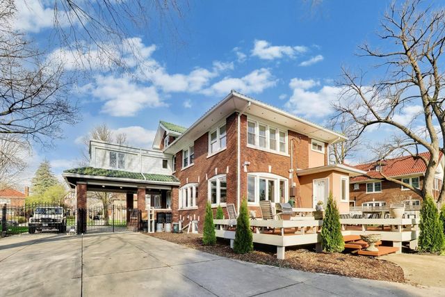 823 Jackson Avenue, River Forest, IL 60305