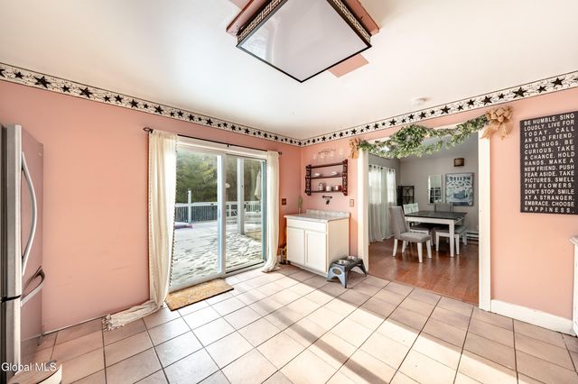 9 Conans Run, Milton, NY 12020