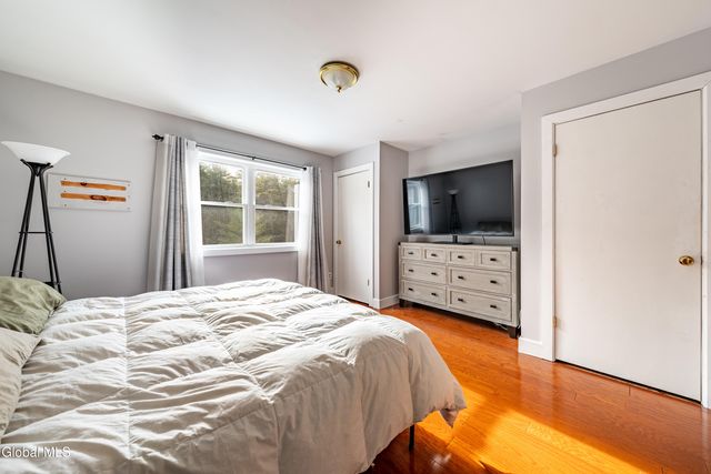 9 Conans Run, Milton, NY 12020