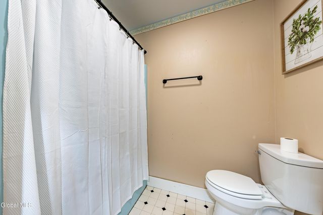 9 Conans Run, Milton, NY 12020