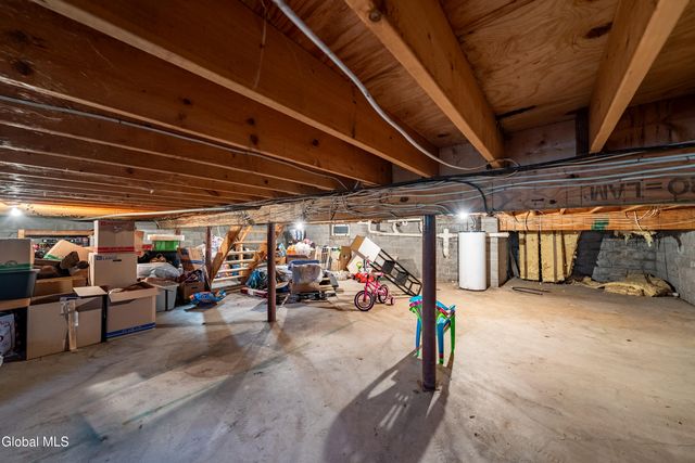 9 Conans Run, Milton, NY 12020