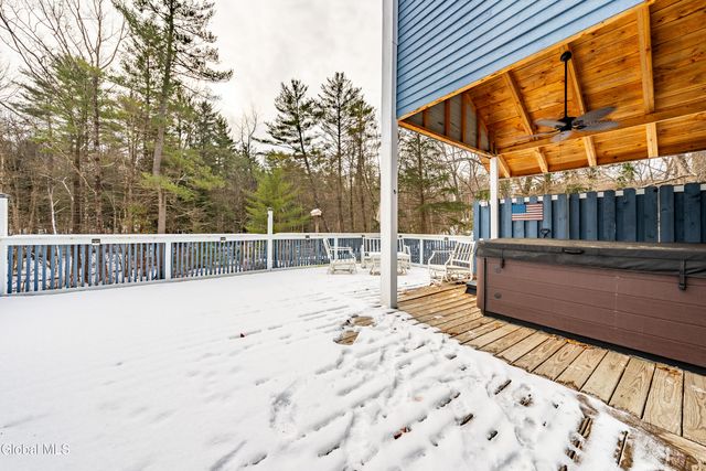 9 Conans Run, Milton, NY 12020