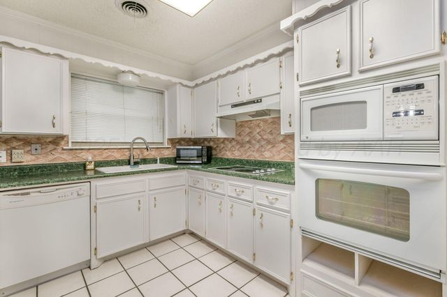 8012 HOVING Place, Amarillo, TX 79121