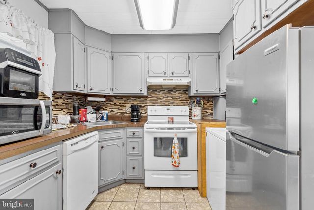 1 INDIGO TURN, Levittown, PA 19057