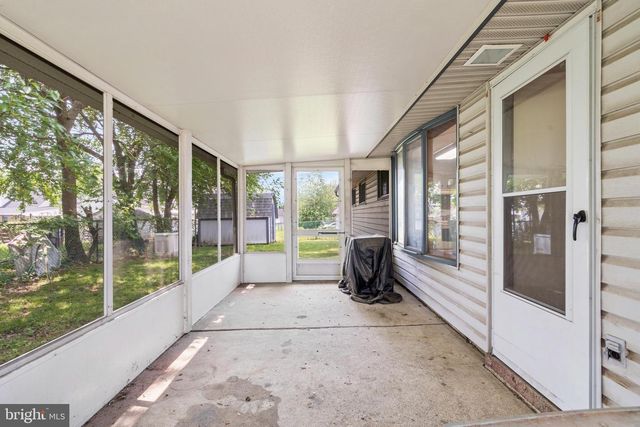 1 INDIGO TURN, Levittown, PA 19057