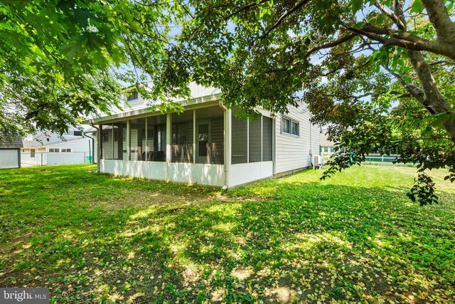 1 INDIGO TURN, Levittown, PA 19057