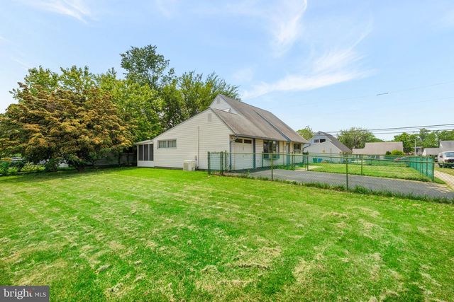 1 INDIGO TURN, Levittown, PA 19057
