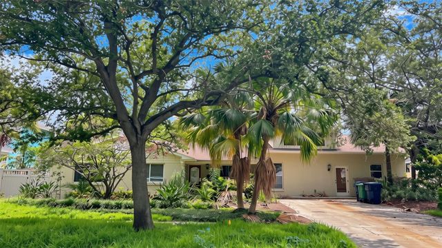 410 ERIE AVENUE, Tampa, FL 33606
