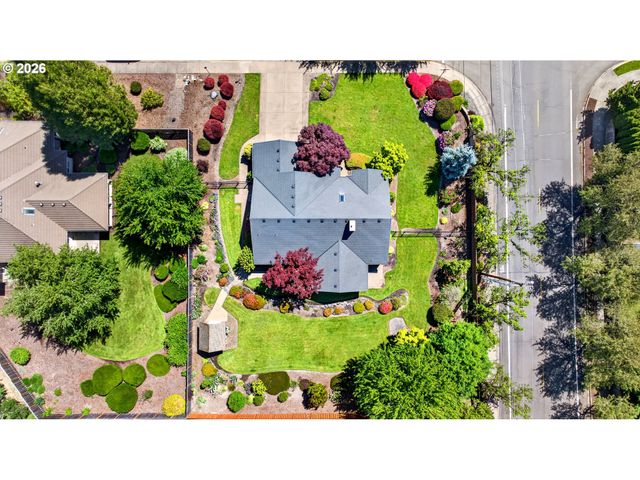 211 Nw WEST HILLS Dr, Mc Minnville, OR 97128