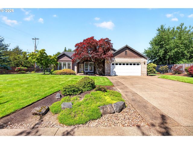 211 Nw WEST HILLS Dr, Mc Minnville, OR 97128