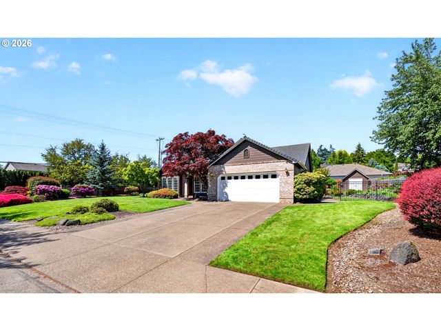 211 Nw WEST HILLS Dr, Mc Minnville, OR 97128