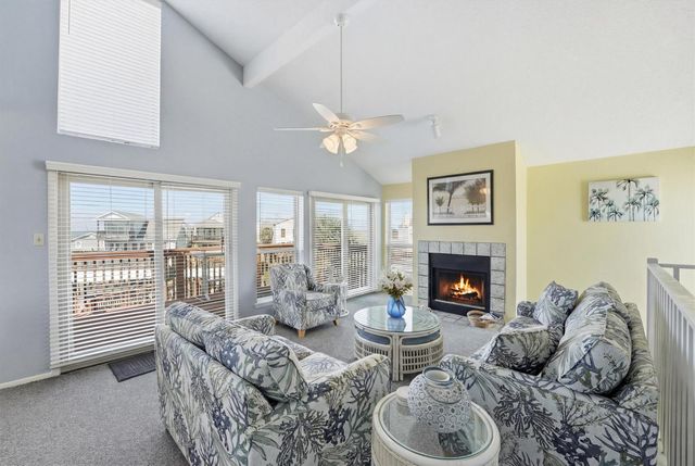 3902 Island Court, Galveston, TX 77554