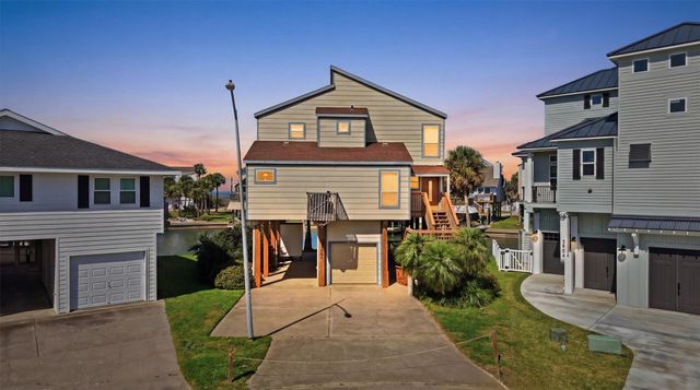3902 Island Court, Galveston, TX 77554