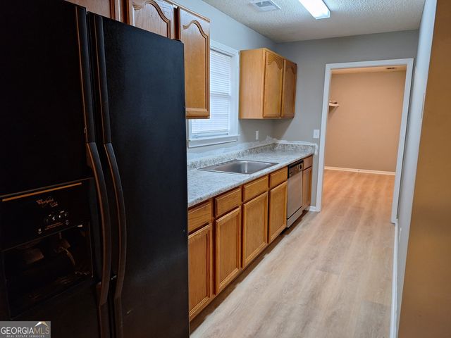 41 Sandstone Lane, Sharpsburg, GA 30277