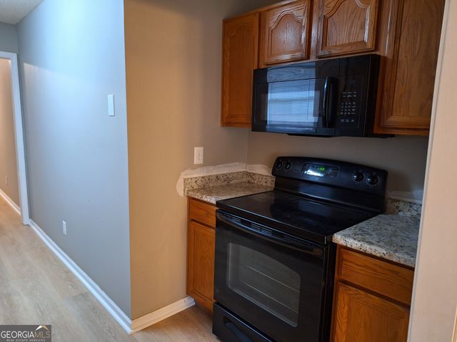 41 Sandstone Lane, Sharpsburg, GA 30277