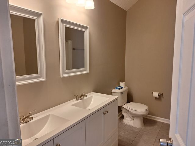 41 Sandstone Lane, Sharpsburg, GA 30277