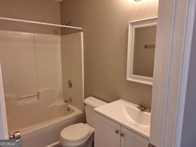 41 Sandstone Lane, Sharpsburg, GA 30277