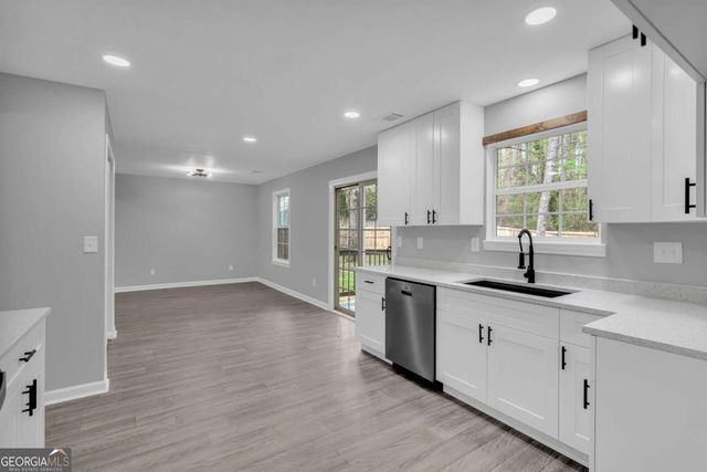 4927 Millstone Walk, Stone Mountain, GA 30088