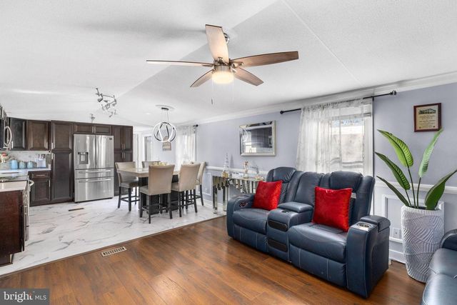 34 CRATER LN, Stafford, VA 22556