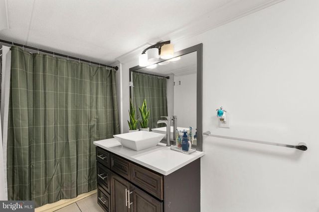 34 CRATER LN, Stafford, VA 22556