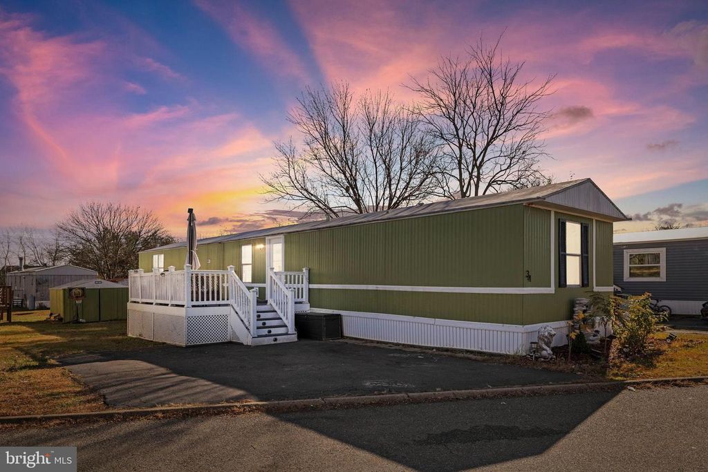 34 CRATER LN, Stafford, VA 22556